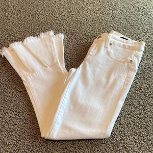 Blank NYC White Cropped Flare Pants, Women's Size 25 in EUC